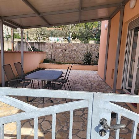 Apartman Leanton Pula Exteriér fotografie