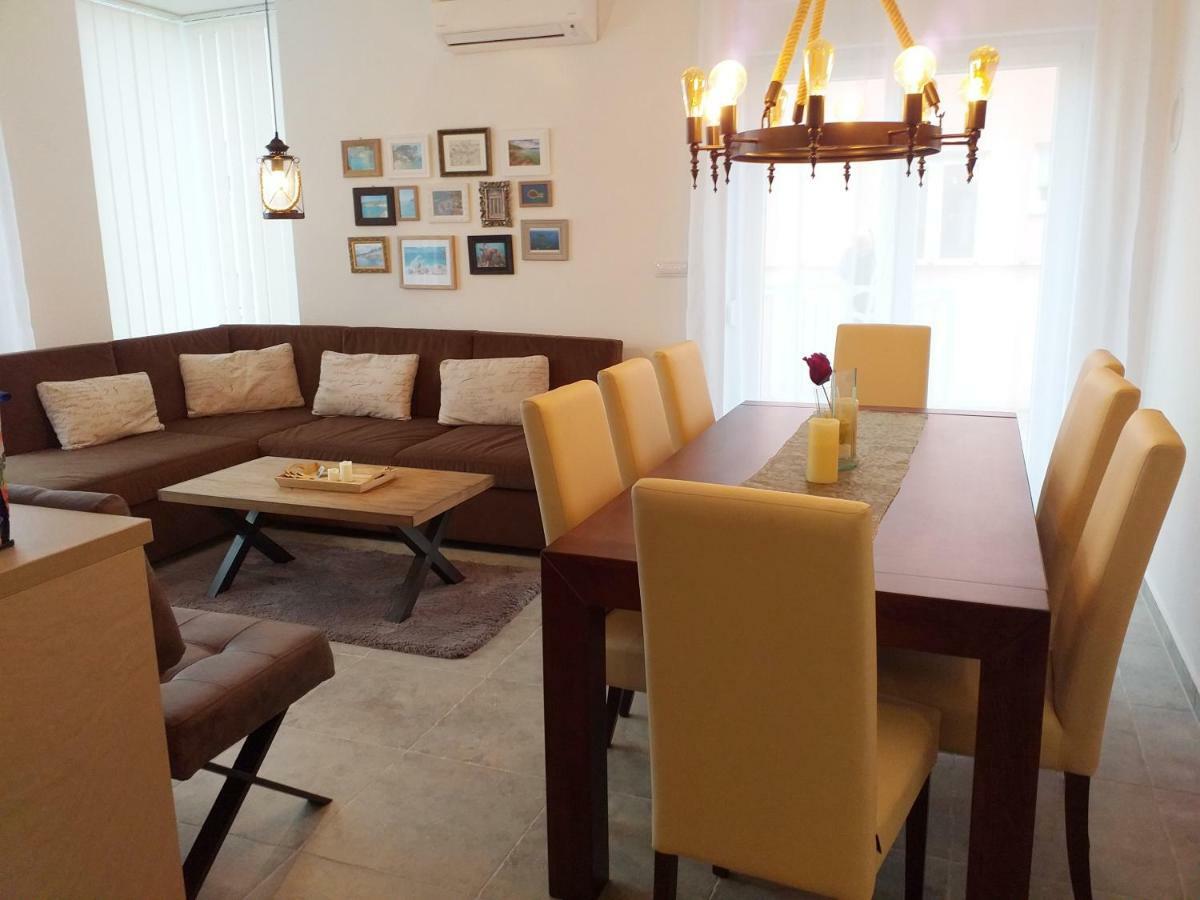 Apartman Leanton Pula Exteriér fotografie